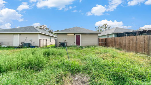 Houston 1-story, 3-bed 7519 Dyer Street-idx