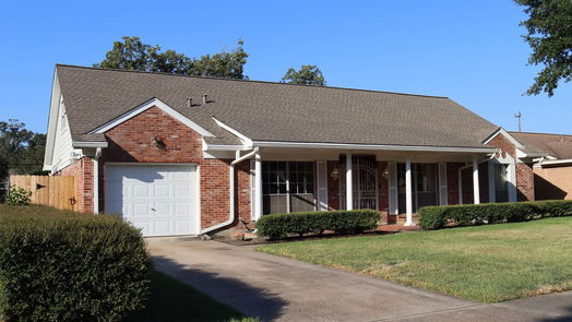 Houston 2-story, 4-bed 914 Hidden Valley Drive-idx