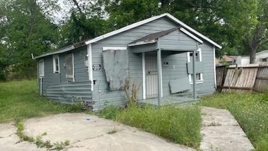 Houston 1-story, 2-bed 8118 Double Avenue-idx