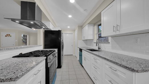 Houston null-story, 3-bed 8530 Parkhill Forest Drive-idx