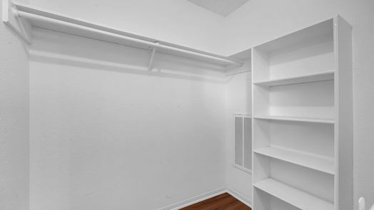 Houston null-story, 3-bed 8530 Parkhill Forest Drive-idx