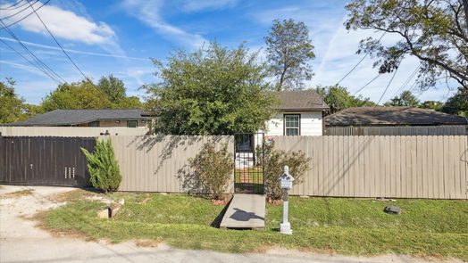 Houston 1-story, 3-bed 7110 Wendemere Street-idx