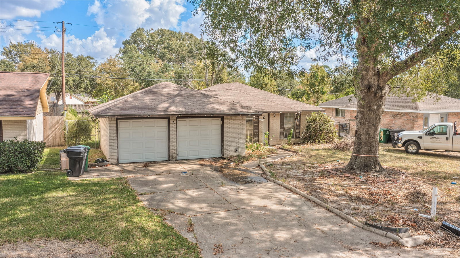 Houston 1-story, 3-bed 8926 Ivy Spring Lane-idx