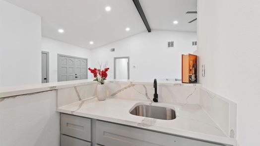 Houston 1-story, 3-bed 5602 LONG FOREST DR-idx