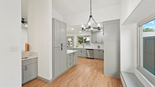 Houston 1-story, 3-bed 5602 LONG FOREST DR-idx