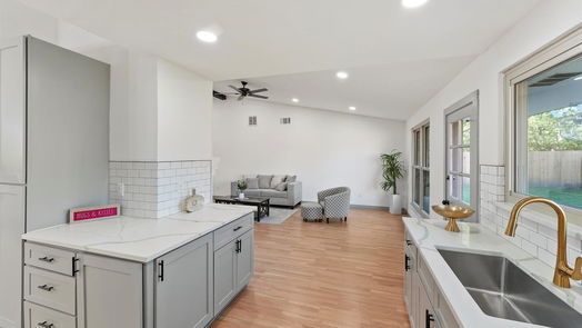 Houston 1-story, 3-bed 5602 LONG FOREST DR-idx