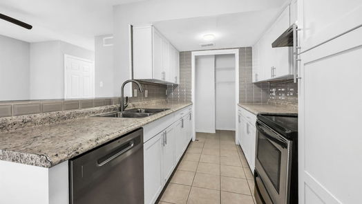 Houston 2-story, 2-bed 11871 Algonquin Drive-idx