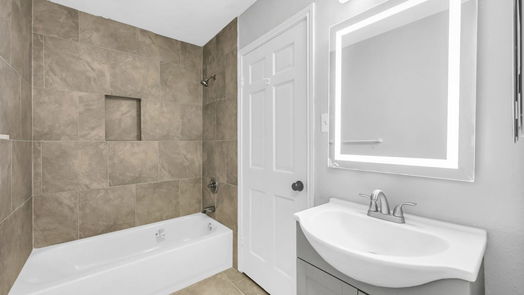 Houston 2-story, 2-bed 11871 Algonquin Drive-idx