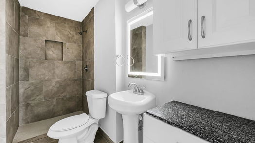 Houston 2-story, 2-bed 11871 Algonquin Drive-idx