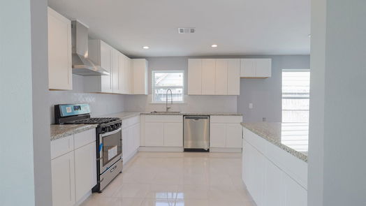 Houston 1-story, 4-bed 11218 Sagedowne Lane-idx