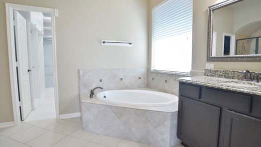 Houston 1-story, 3-bed 2112 Mooncrest Drive-idx