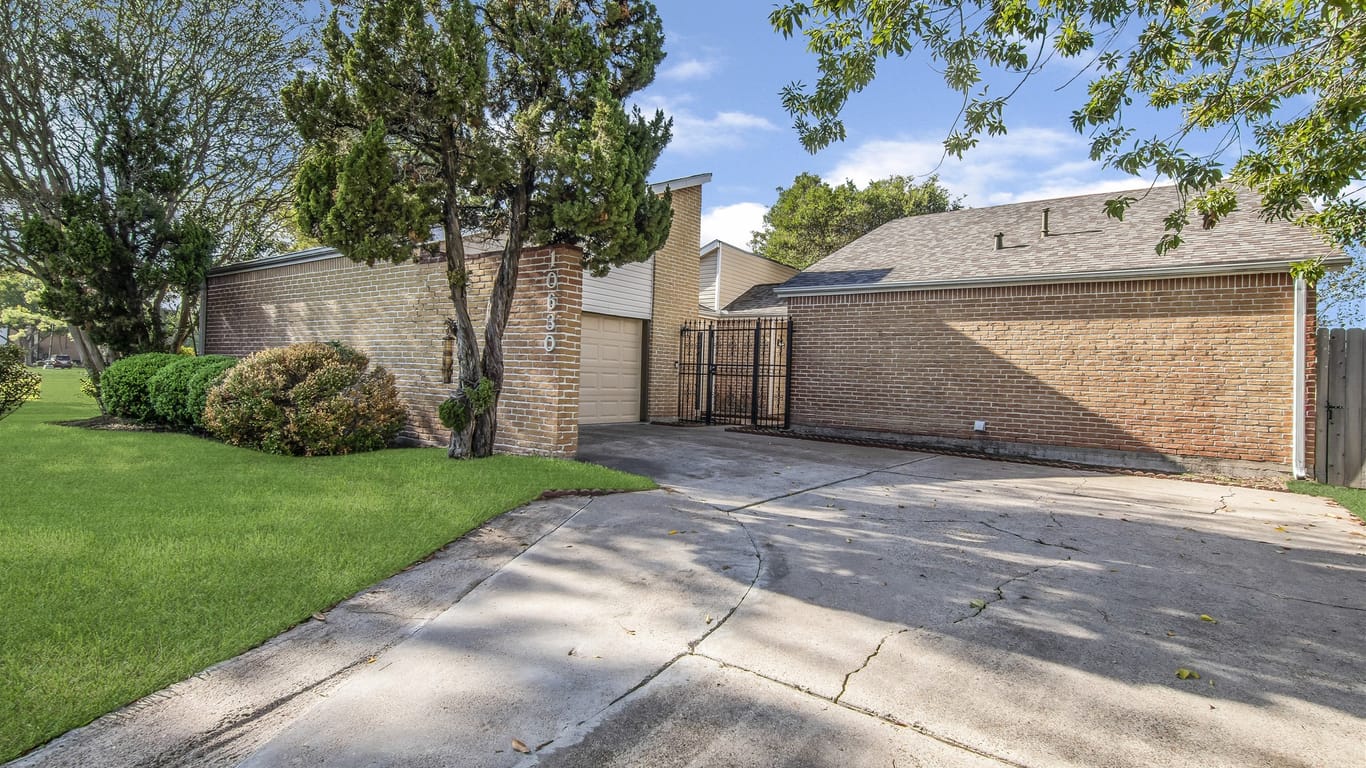 Houston 1-story, 4-bed 10630 Sageberry Drive-idx