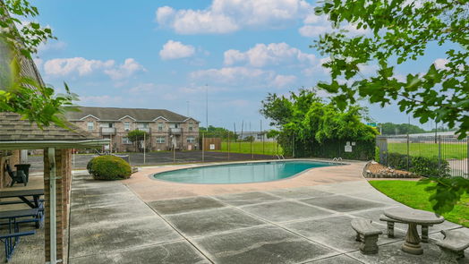 Houston 2-story, 2-bed 11863 Algonquin Drive-idx