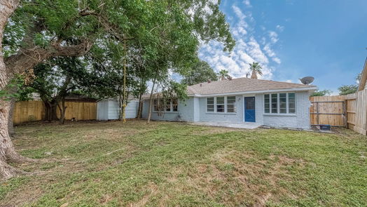 Houston 1-story, 3-bed 10835 Sageyork Drive-idx