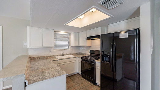 Houston 1-story, 3-bed 12222 Pompton Drive-idx
