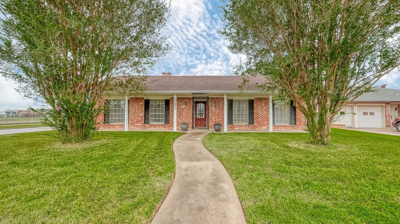 Houston 1-story, 4-bed 10403 Kirkshire Drive-idx