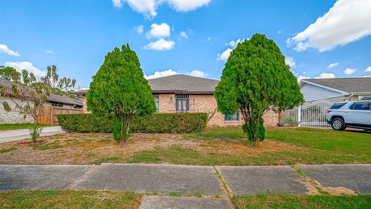 Houston 1-story, 4-bed 11639 S Kirkhollow Dr Drive-idx