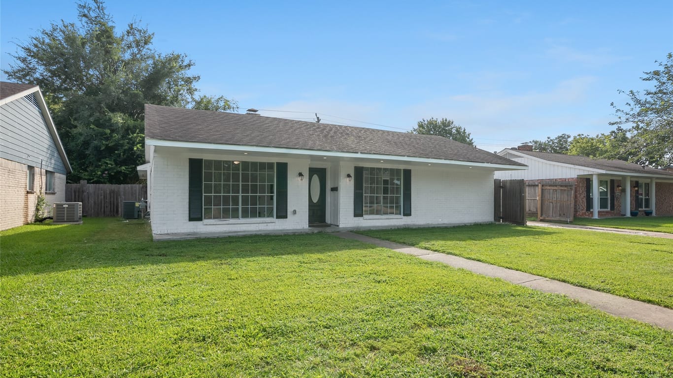 Houston null-story, 4-bed 11215 Sageview Drive-idx