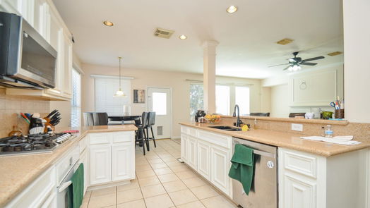 Houston 2-story, 5-bed 2119 Pitching Wedge Court-idx