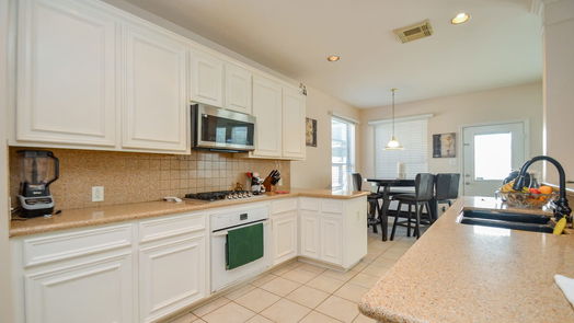 Houston 2-story, 5-bed 2119 Pitching Wedge Court-idx