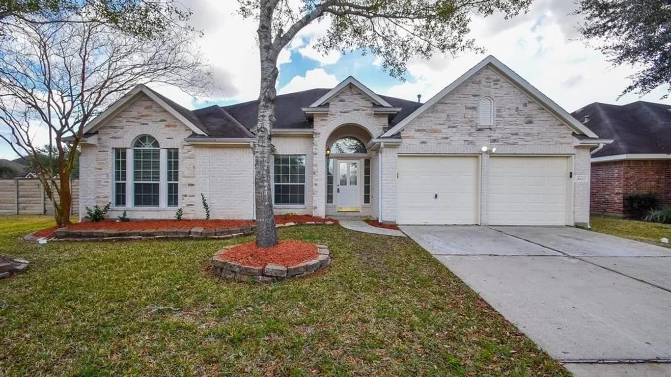 Pearland 1-story, 3-bed 8122 Dune Brook Drive-idx