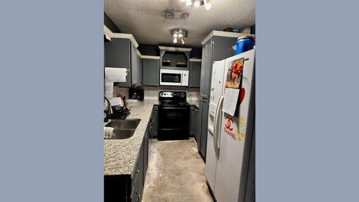 Houston 1-story, 2-bed 17331 Red Oak Drive 8-idx
