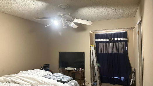 Houston 1-story, 2-bed 17331 Red Oak Drive 8-idx