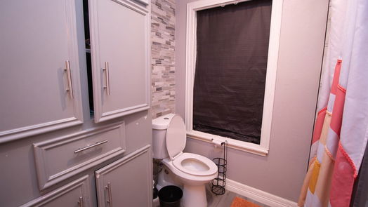 Houston 2-story, 5-bed 1714 Castlerock Drive-idx