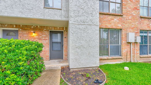 Houston 2-story, 3-bed 17401 Red Oak Drive 68-idx