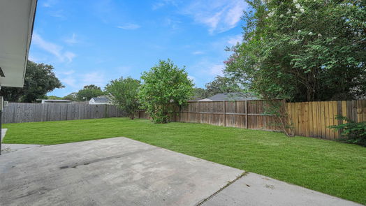 Houston 1-story, 3-bed 318 N Forest Boulevard-idx