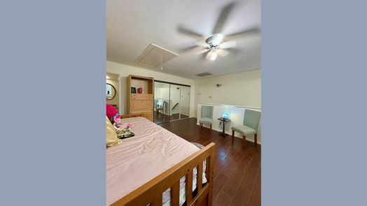 Houston 1-story, 2-bed 16800 Sugar Pine Drive D29-idx