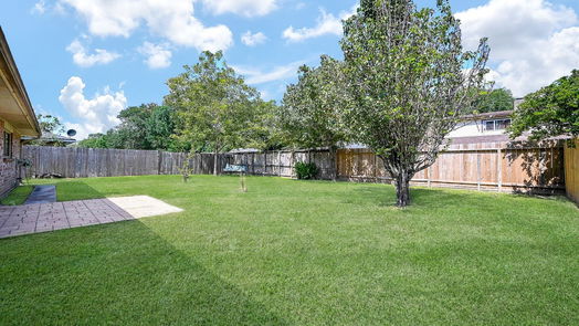 Houston 1-story, 3-bed 310 N Forest Boulevard-idx