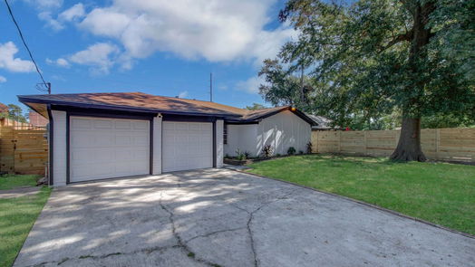 Houston 1-story, 3-bed 17410 Wild Oak Drive-idx