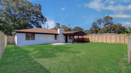 Houston 1-story, 3-bed 17410 Wild Oak Drive-idx