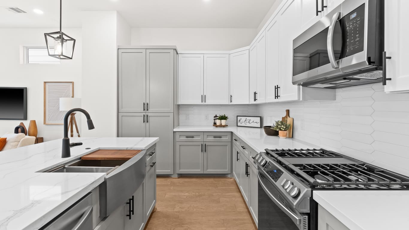 Houston 3-story, 3-bed 712 W Donovan Street C-idx