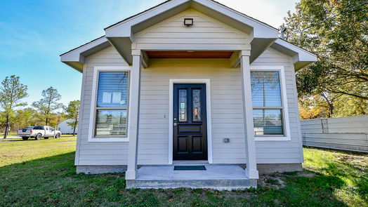 Houston 1-story, 3-bed 1215 Bland Street-idx