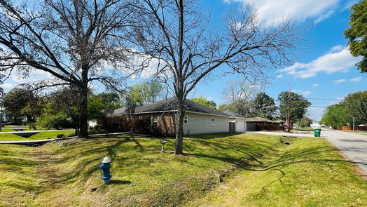 Houston 1-story, 3-bed 3202 Druid Street-idx