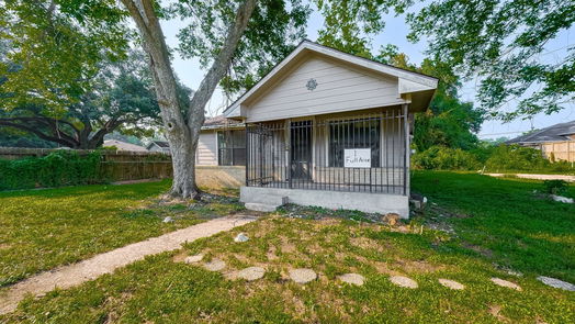 Houston 1-story, 2-bed 1315 Wilburforce St Street-idx