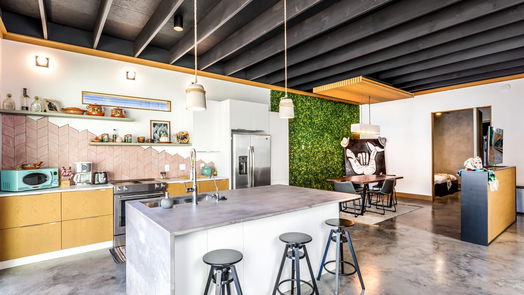 Houston 1-story, 1-bed 4829 Golden Forest Drive-idx