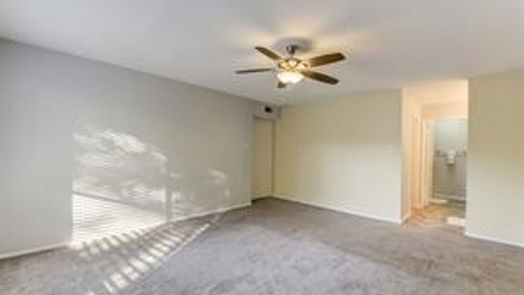 Houston 1-story, 2-bed 5661 Birchmont Drive 5-idx