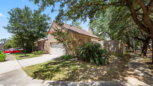 Houston 2-story, 3-bed 5102 Birchmont Drive-idx