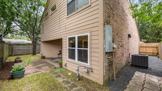 Houston 2-story, 3-bed 5102 Birchmont Drive-idx