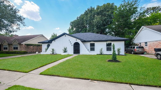 Houston 1-story, 3-bed 1034 W Donovan Street W-idx