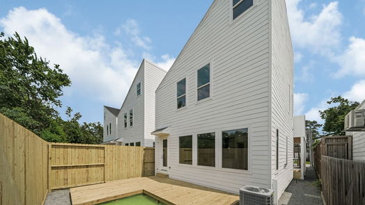 Houston 2-story, 3-bed 4812 Creekmont Drive-idx