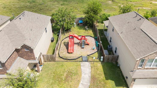 Houston 2-story, 3-bed 1715 Tornado-idx