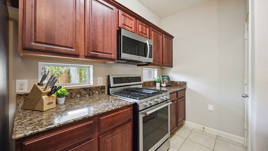 Houston 2-story, 3-bed 1715 Tornado-idx