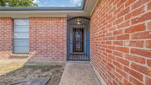 Houston 1-story, 2-bed 5123 Spring Forest Drive-idx
