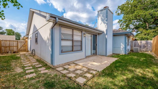Houston 1-story, 2-bed 5123 Spring Forest Drive-idx