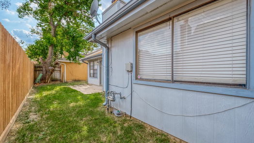 Houston 1-story, 2-bed 5123 Spring Forest Drive-idx