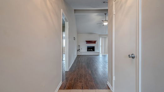 Houston 1-story, 2-bed 5123 Spring Forest Drive-idx